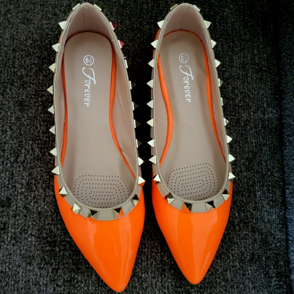 NWOT Orange flats